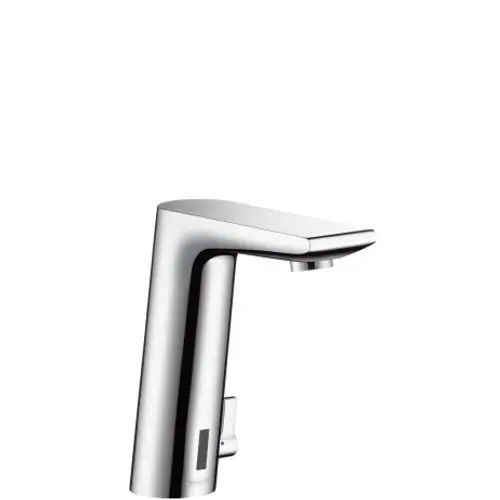 Hansgrohe Waschtischmischer in Chrom mit elektronischer Steuerung, ausgestattet mit Temperaturregulierung und einem Wasserhahn-Design. Batteriebetriebene Ausführung.